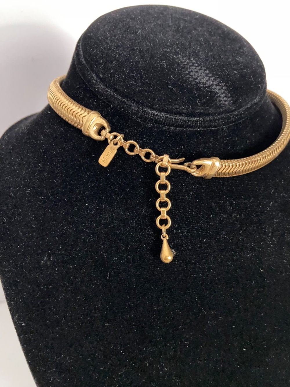 Monet Gold Tone Snake Chain Choker Necklace Vintage Adjustable Collar - Picture 3 of 8